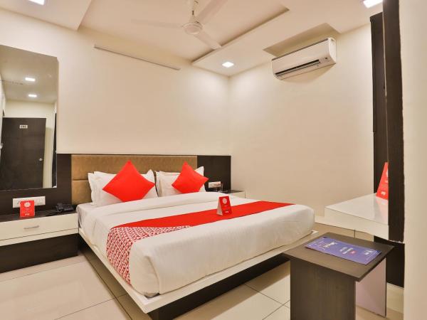 OYO Hotel Raadhe : photo 1 de la chambre petite chambre simple