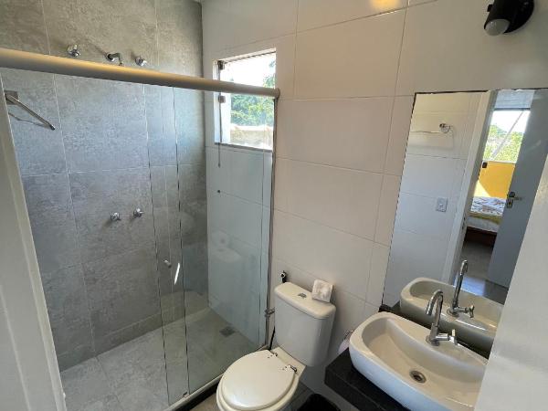 Pousada Mar'Tito Forno : photo 5 de la chambre chambre double avec patio