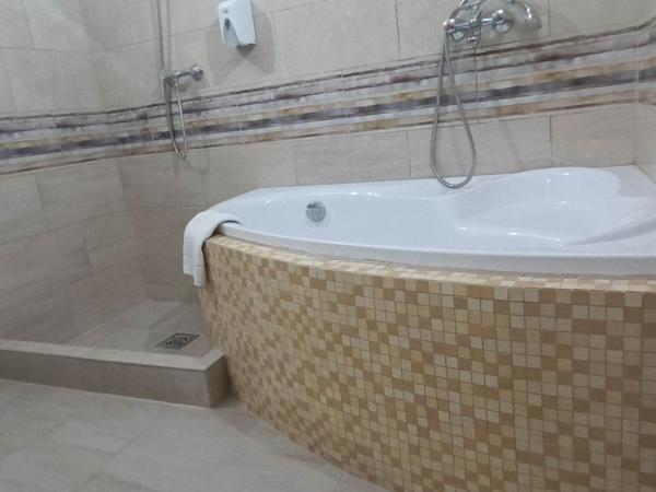 Hotel Unicornis : photo 9 de la chambre suite familiale