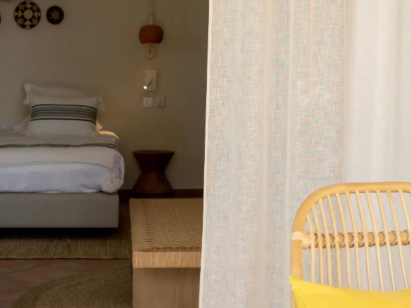 Casa Santini x Roc Seven : photo 2 de la chambre suite avec terrasse