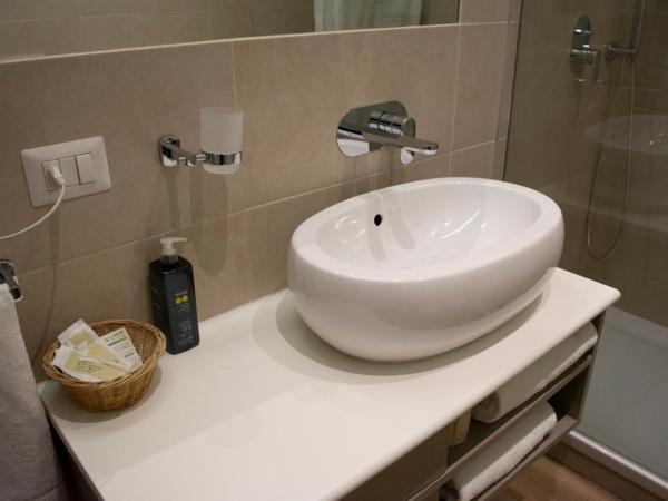 eco Hotel Milano & BioRiso Restaurant : photo 10 de la chambre chambre double (annexe sans ascenseur)