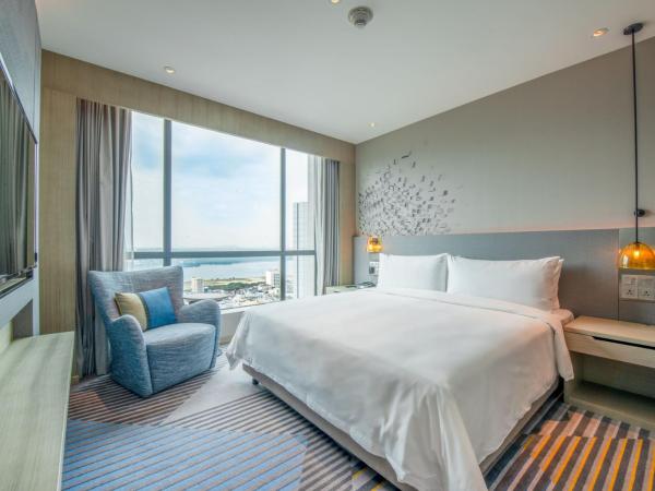 Holiday Inn Johor Bahru City Centre, an IHG Hotel : photo 6 de la chambre suite lit king-size avec canapé-lit - dernier Étage