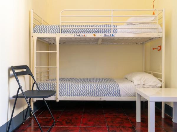 Hostel Pisa Tower : photo 4 de la chambre lit dans dortoir pour femmes de 6 lits