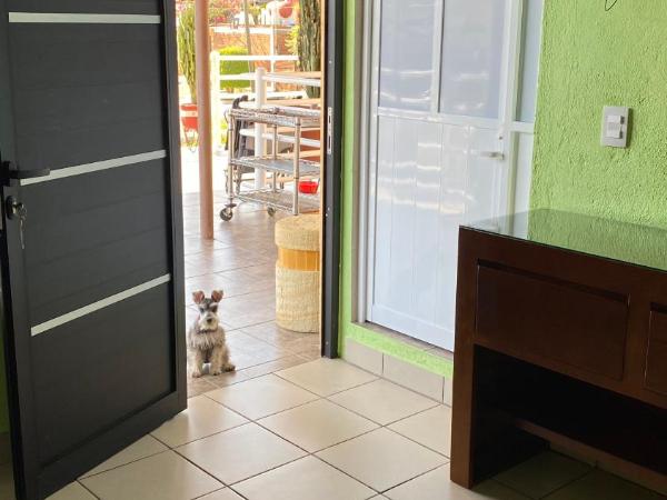 Casa LEONOR : photo 1 de la chambre chambre triple avec salle de bains privative