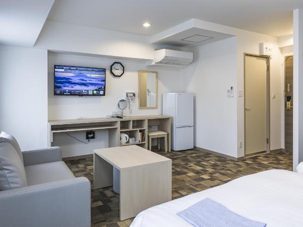 Toyoko Inn Nagano-eki Higashi-guchi : photo 2 de la chambre chambre triple standard - fumeurs