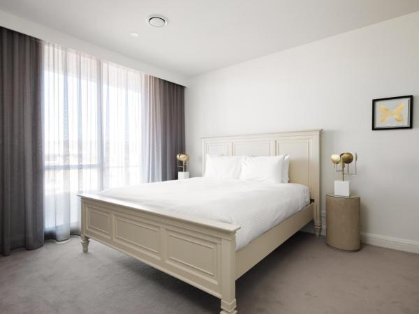 Knightsbridge Canberra : photo 3 de la chambre two-bedroom superior apartment with queen bed + single bed + trundle