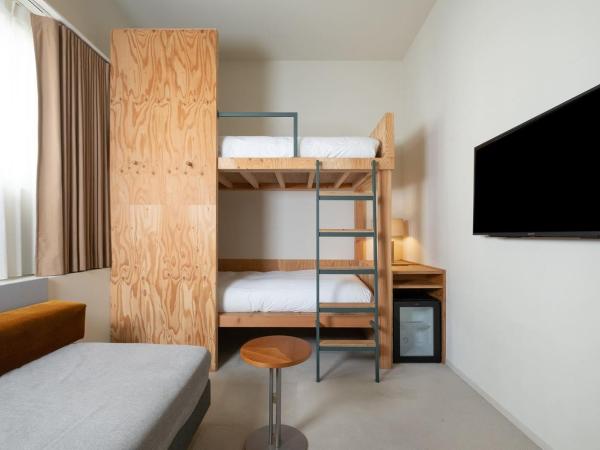 KIRO Hiroshima by THE SHARE HOTELS : photo 5 de la chambre chambre triple avec lit superposé