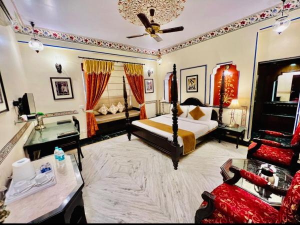 Umaid Mahal - A Heritage Style Boutique Hotel : photo 9 de la chambre royal deluxe with free pick up on arrival only from train or bus station