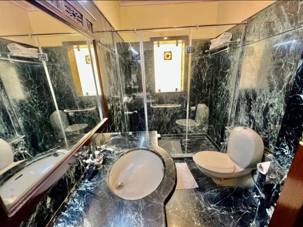 Umaid Mahal - A Heritage Style Boutique Hotel : photo 2 de la chambre royal deluxe with free pick up on arrival only from train or bus station