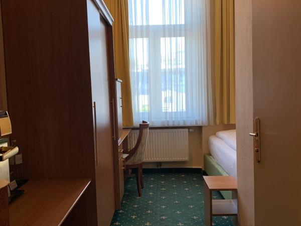 Hotel Secession an der Oper : photo 2 de la chambre chambre simple standard