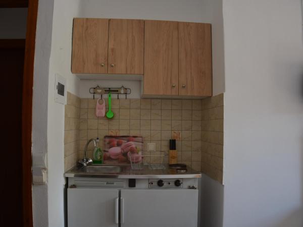 Poseidon Studios Chania Center : photo 5 de la chambre chambre double