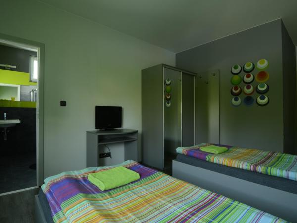 Pension Escrime : photo 9 de la chambre chambre lits jumeaux