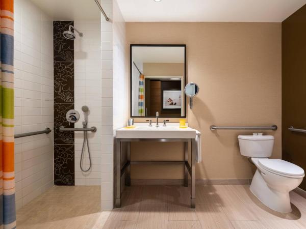 JW Marriott Los Angeles L.A. LIVE : photo 6 de la chambre hébergement lit queen-size deluxe - vue sur ville