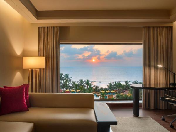 JW Marriott Mumbai Juhu : photo 3 de la chambre 	 royal beach suite, executive lounge access, 1 king