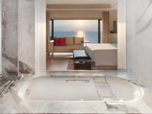 JW Marriott Mumbai Juhu : photo 6 de la chambre 	 royal beach suite, executive lounge access, 1 king