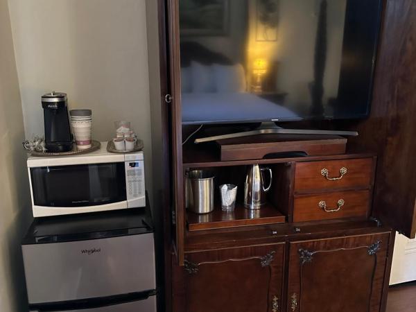 El Amador Inn Downtown Tucson : photo 5 de la chambre chambre lit queen-size - vue sur jardin