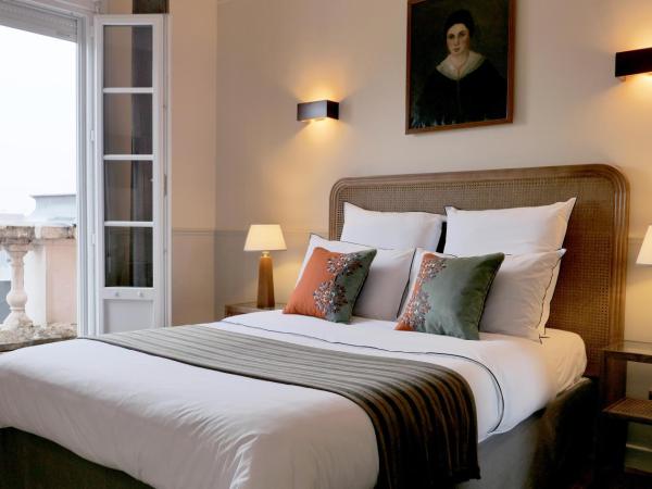 Hôtel Bristol Pau : photo 1 de la chambre chambre double supérieure