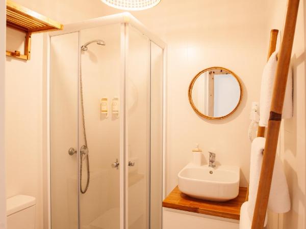 We Surf House : photo 4 de la chambre chambre familiale - vue latérale sur mer