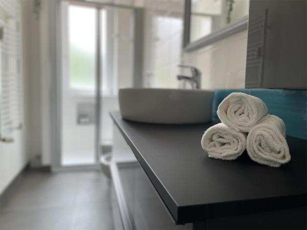 Silvia & Simone's House : photo 10 de la chambre chambre lits jumeaux standard avec salle de bains commune