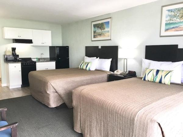 Ocean Plaza Motel : photo 2 de la chambre side view two room unit