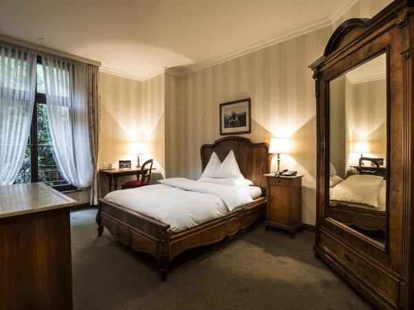 Grandhotel Giessbach : photo 2 de la chambre chambre simple - vue sur forêt