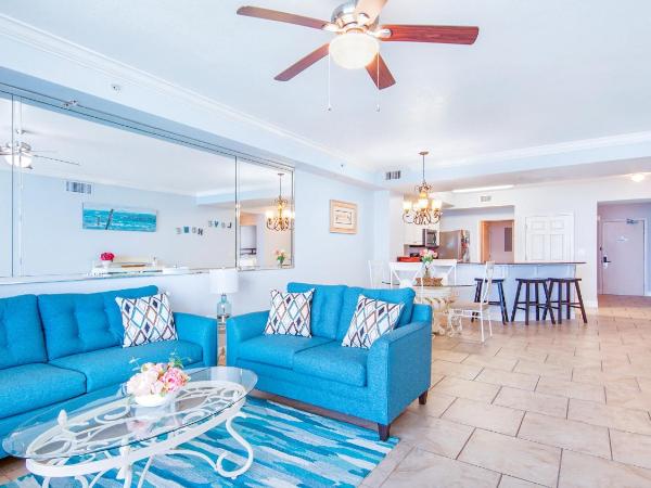 Beachfront Spacious Cozy Condo - Pools, Hot Hub, Spa - Walk to Pier Park in PCB : photo 8 de la chambre appartement - vue sur mer