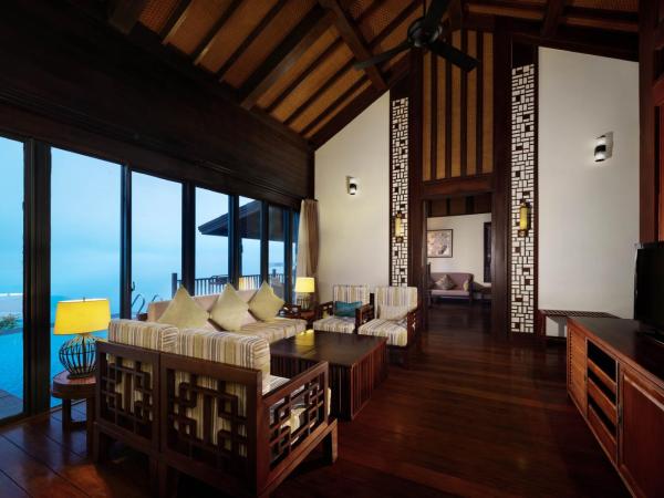 Yalong Bay Earthly Paradise Birds Nest Resort (Mountain Villas) : photo 3 de la chambre two-bedroom villa with private pool - genting crane all sea view villa (only accommodate citizens of mainland china with a valid people's republic of china id card upon check-in)