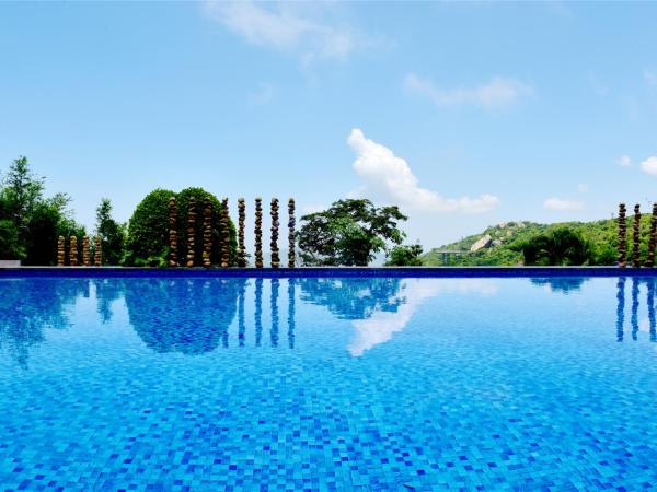 Yalong Bay Earthly Paradise Birds Nest Resort (Mountain Villas) : photo 5 de la chambre cloud roc respect enjoy twin bed room (only accommodate citizens of mainland china with a valid people's republic of china id card upon check-in)