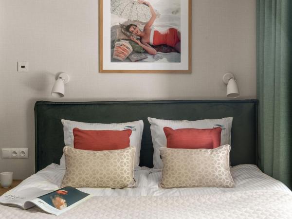 Baltic Wave Boutique Apartments with sauna and gym : photo 1 de la chambre two-bedroom superior suite with balcony