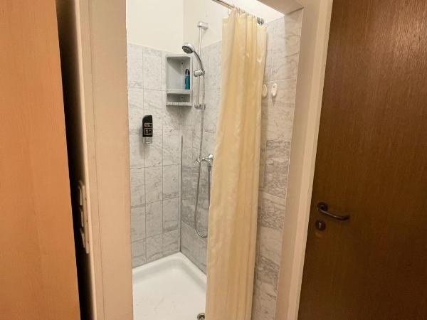 Pension Vera : photo 7 de la chambre chambre familiale