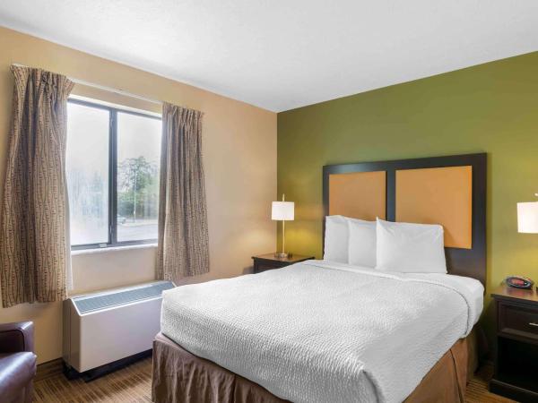 Suburban Studios Louisville East : photo 1 de la chambre efficiency queen room - non smoking