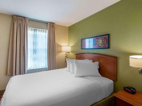 Extended Stay America Suites - Virginia Beach : photo 2 de la chambre 2 bedroom suite 2 queen beds non-smoking