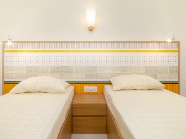 Covie Viman Nagar 102 : photo 1 de la chambre dortoir pour femmes