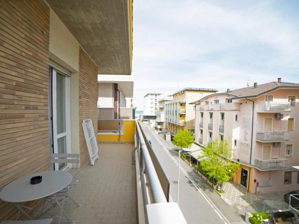 Hotel Ischia : photo 2 de la chambre chambre double deluxe avec balcon