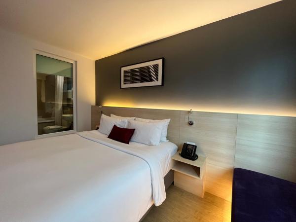 Arize Hotel Sukhumvit : photo 2 de la chambre chambre de luxe premier