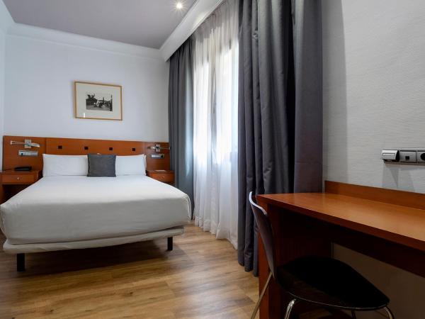 Petit Palace Cliper-Gran Vía : photo 2 de la chambre petite chambre double (1-2 adultes)