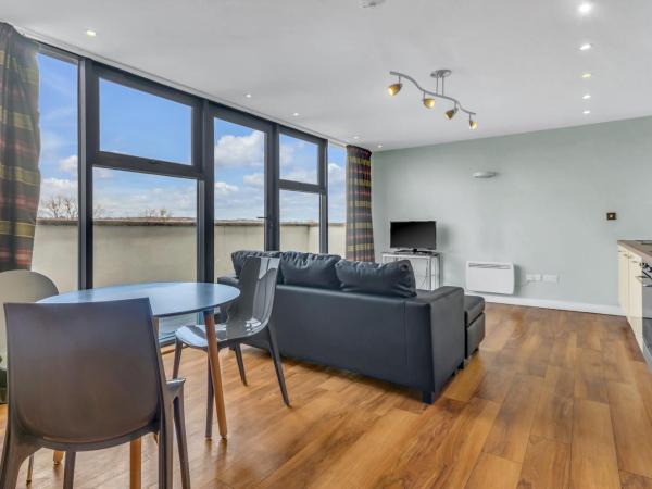 Roomzzz Leeds Headingley : photo 7 de la chambre appartement avec balcon