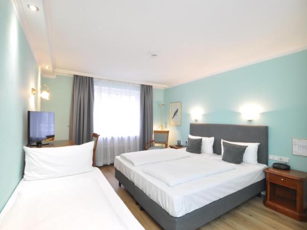 Hotel Altmünchen by Blattl : photo 9 de la chambre chambre triple classique