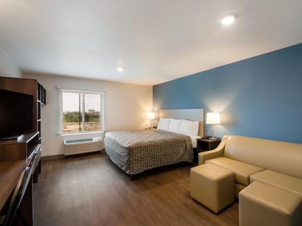 WoodSpring Suites Austin Central : photo 1 de la chambre chambre lit king-size standard - non-fumeurs