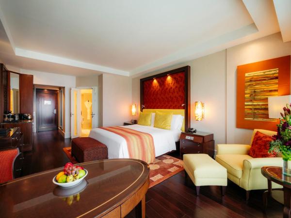 The Ritz - Carlton, Bangalore : photo 1 de la chambre grand deluxe room, guest room, king, city view