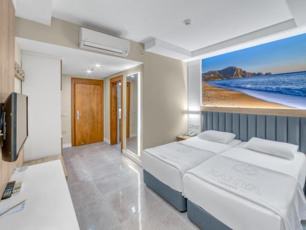 Kahya Hotel : photo 4 de la chambre chambre double ou lits jumeaux