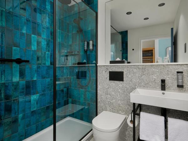 Waterford Marina Hotel : photo 3 de la chambre chambre triple (3 adultes ou 2 adultes + 1 enfant)