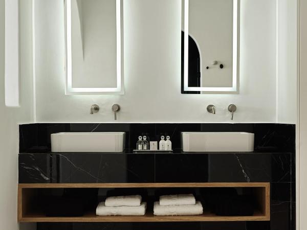 Kouros Hotel & Suites : photo 4 de la chambre suite sanctuaire - vue sur mer