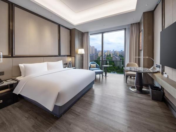 Crowne Plaza Hangzhou Linping, an IHG Hotel : photo 4 de la chambre chambre lit king-size standard