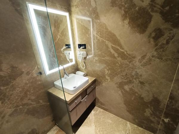 Hotel Highway Inn Andheri East : photo 10 de la chambre chambre double deluxe