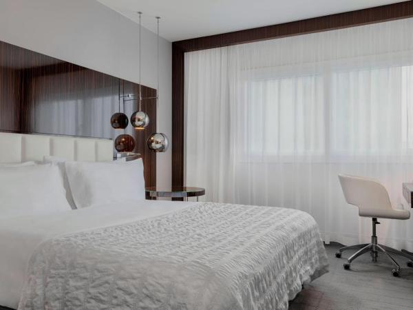 Le Méridien Etoile : photo 3 de la chambre suite junior lit king-size avec canapé-lit