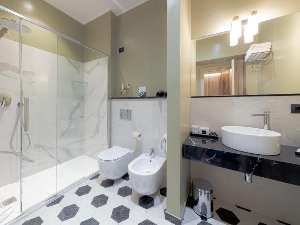 Hotel Astoria : photo 4 de la chambre chambre familiale