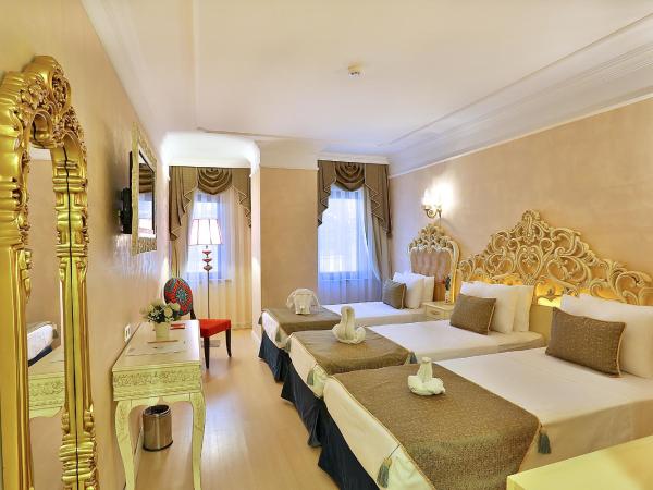 Edibe Sultan Hotel : photo 10 de la chambre chambre quadruple familiale
