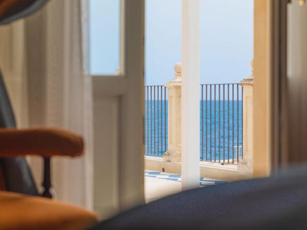 Algilà Ortigia Charme Hotel : photo 7 de la chambre chambre double de luxe avec jacuzzi