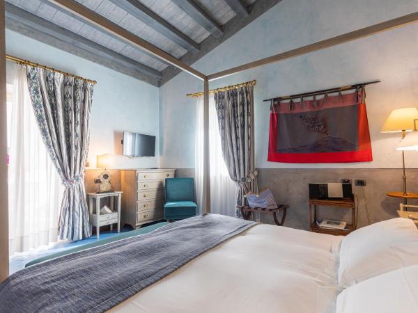 Algilà Ortigia Charme Hotel : photo 3 de la chambre chambre double de luxe avec jacuzzi